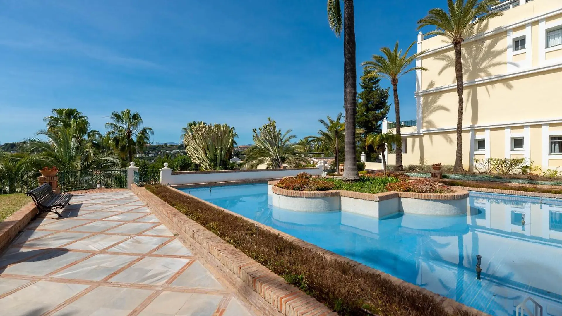 Appartamento Newly Refurbished 2 Bdrm Amazing Complex W Pools Marbella Spagna