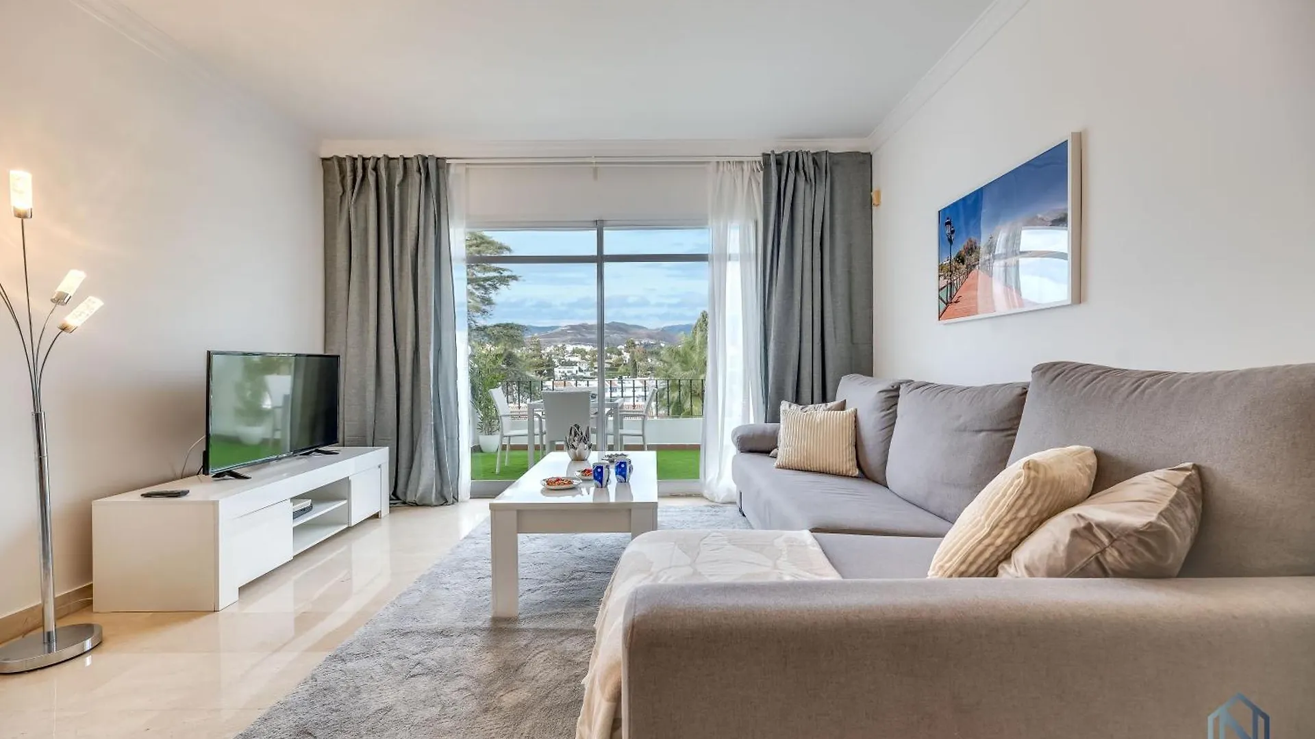 Newly Refurbished 2 Bdrm Amazing Complex W Pools Apartman Marbella