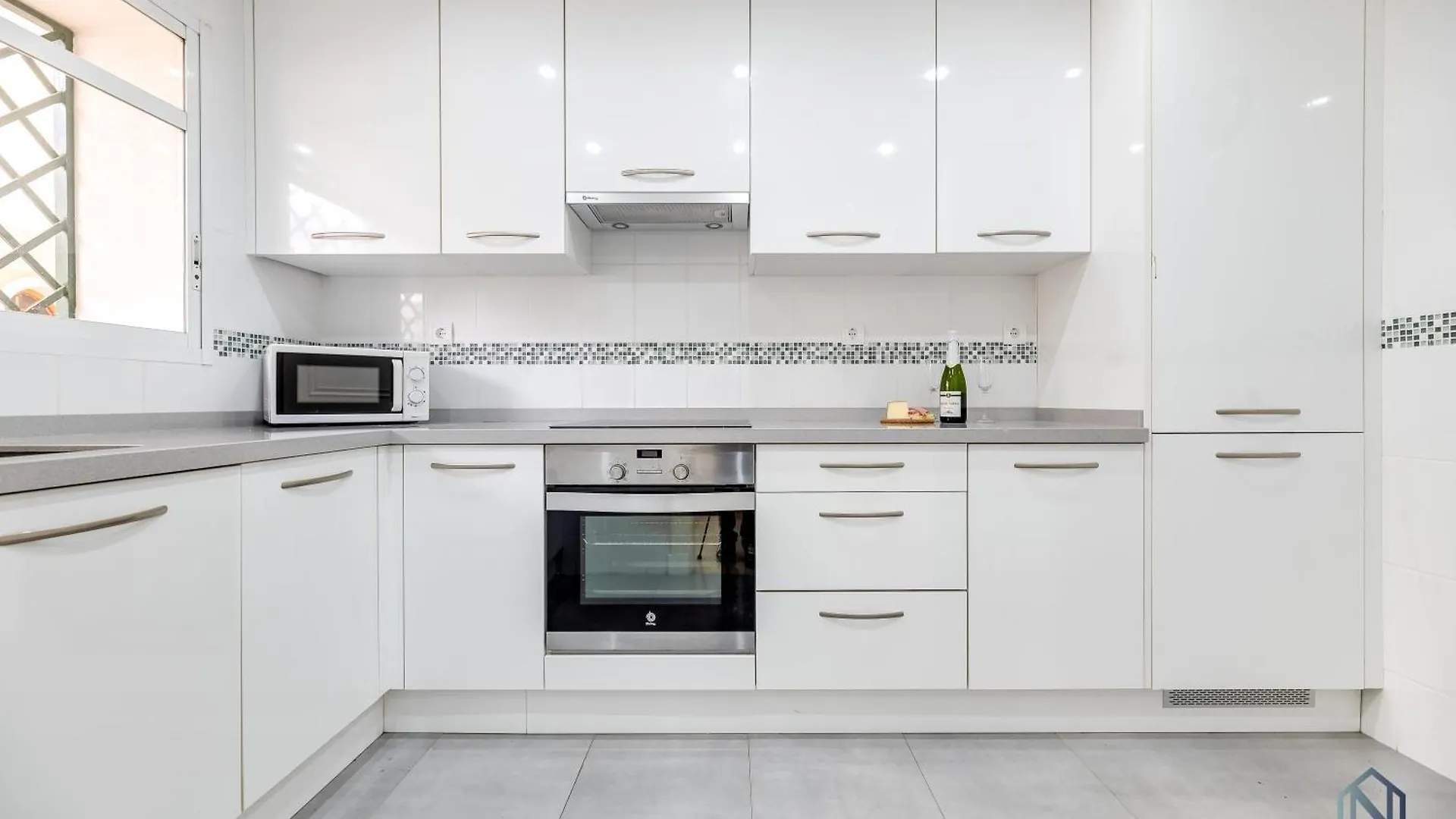 Newly Refurbished 2 Bdrm Amazing Complex W Pools Apartman Marbella