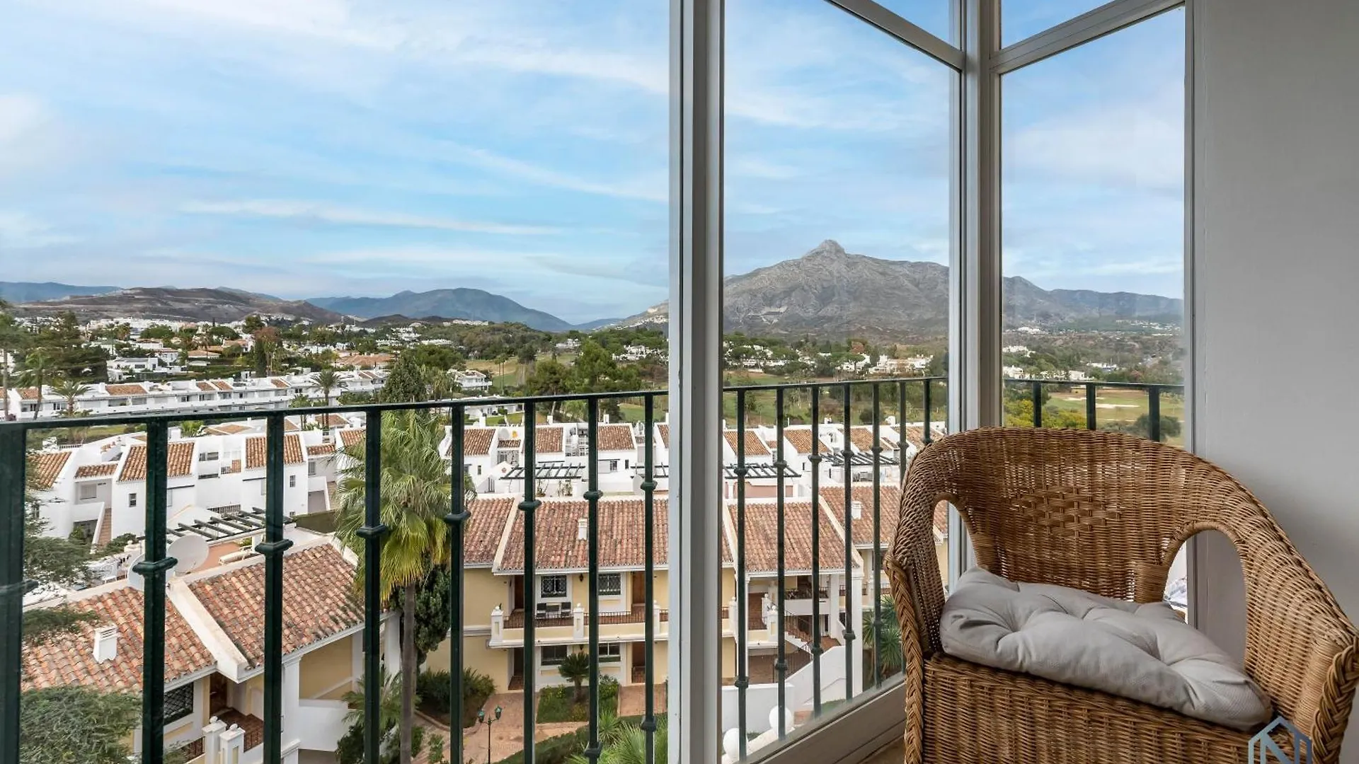 Newly Refurbished 2 Bdrm Amazing Complex W Pools Apartman Marbella