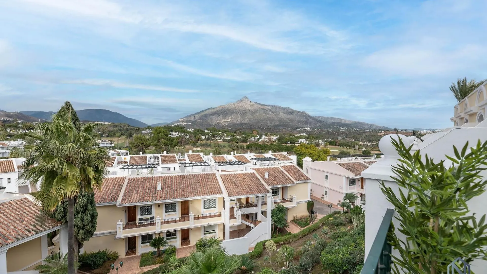 Newly Refurbished 2 Bdrm Amazing Complex W Pools Apartman Marbella